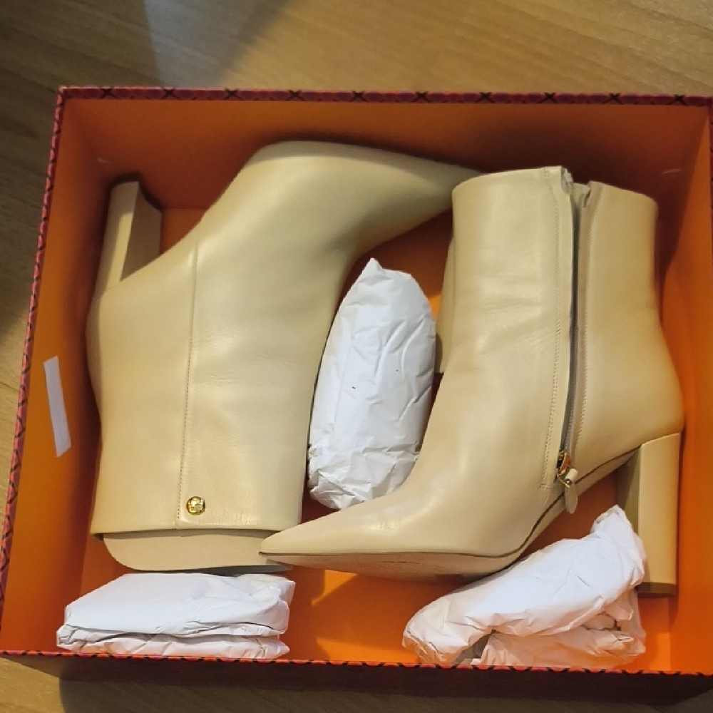 Tory Burch | Beige Heeled Calf Leather Ankle Boots (Comes With Original Box)